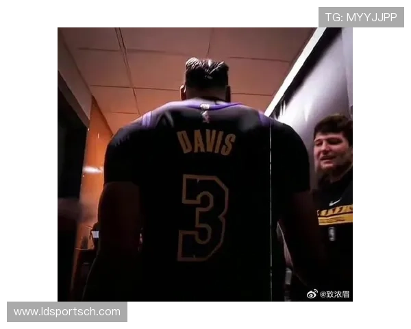 NBA球员背影照有哪些经典作品，意义如何